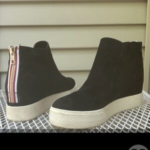 Steve Madden Black and White Platform Sneakers